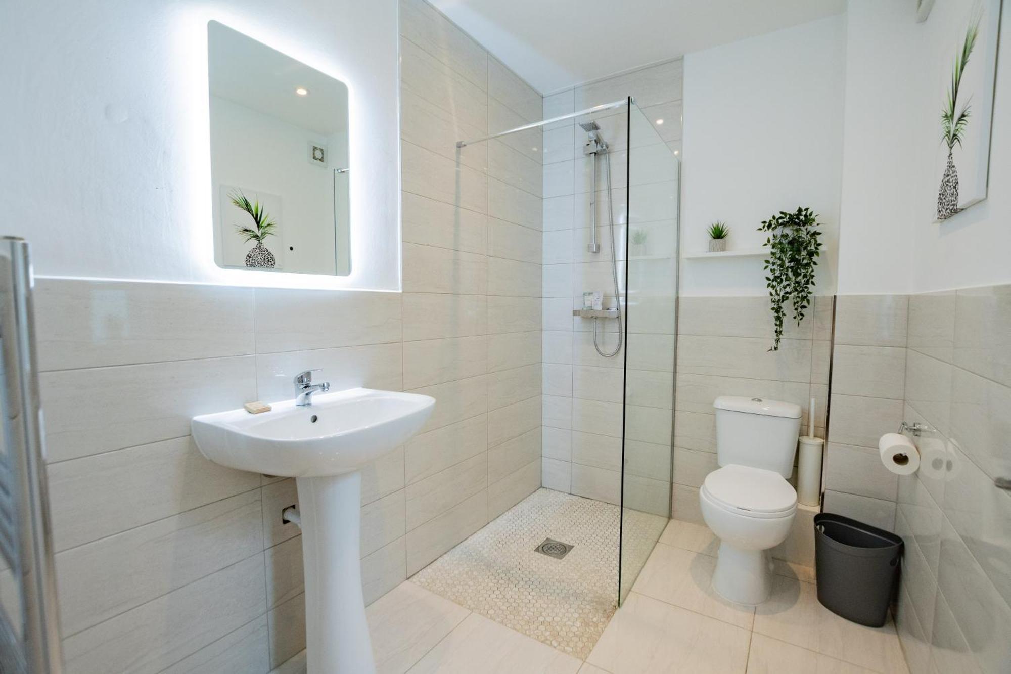 The Large Group House -Sleeps 21 Vila Dublin Exterior foto
