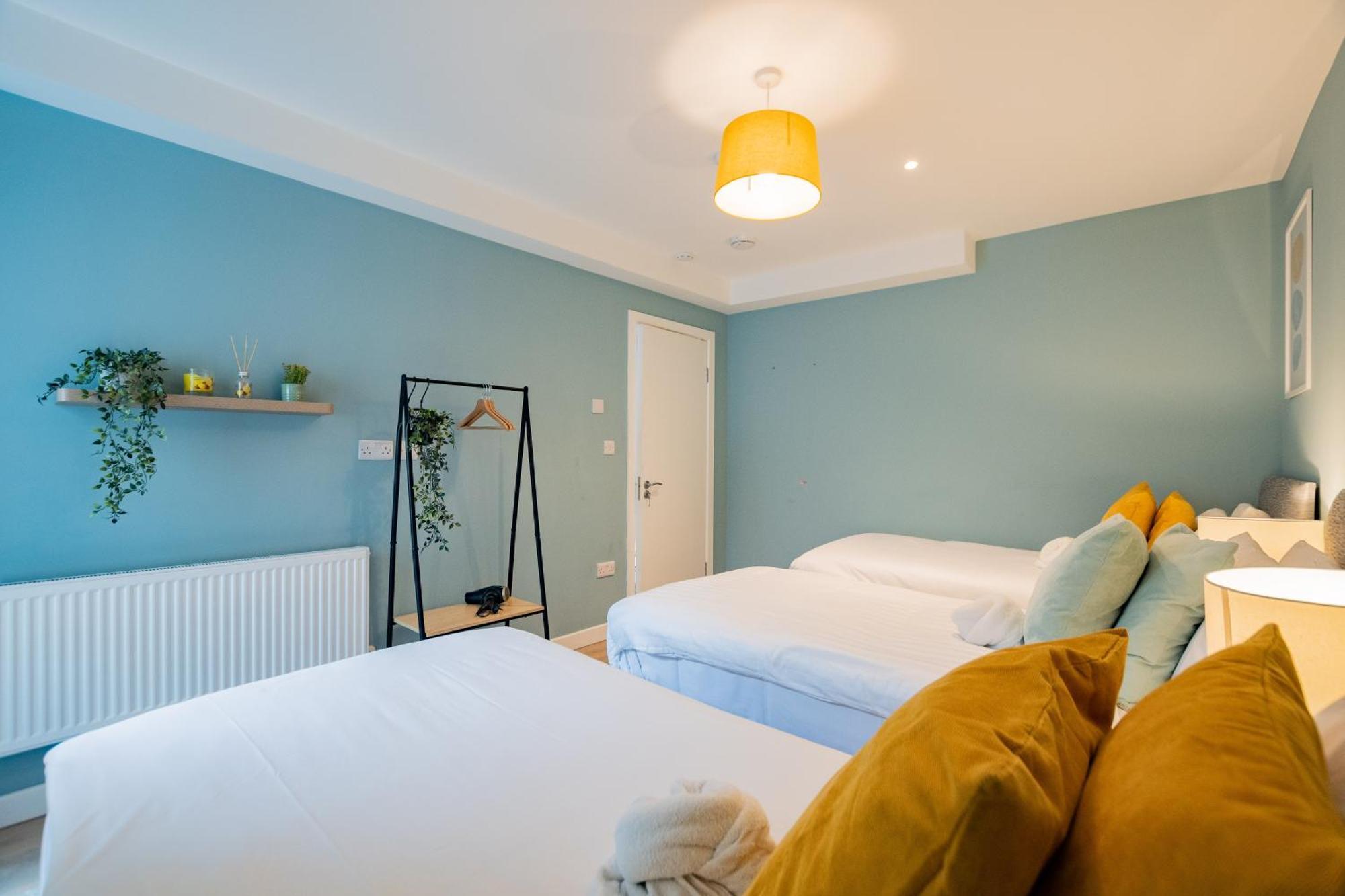 The Large Group House -Sleeps 21 Vila Dublin Exterior foto