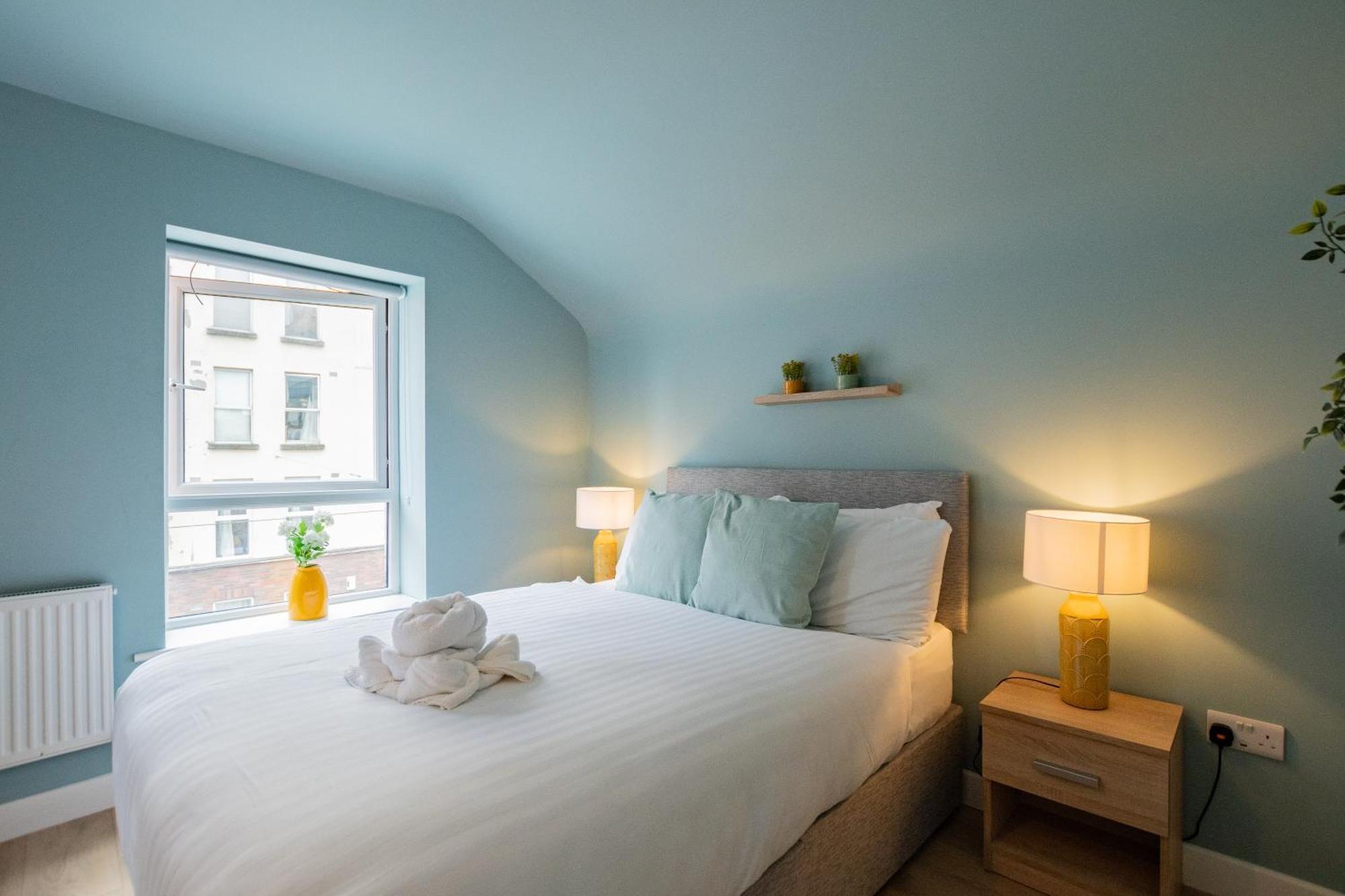 The Large Group House -Sleeps 21 Vila Dublin Exterior foto