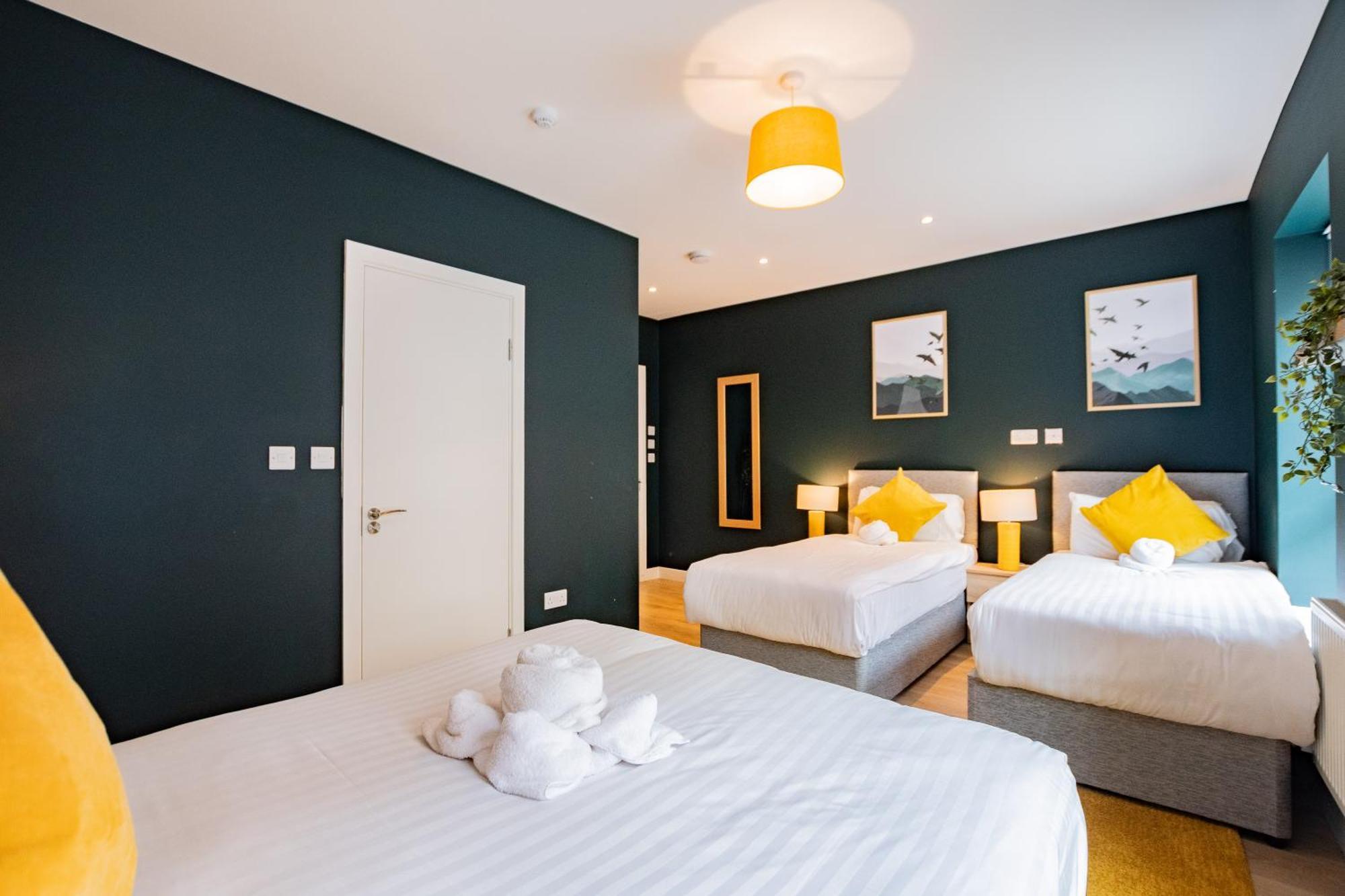 The Large Group House -Sleeps 21 Vila Dublin Exterior foto